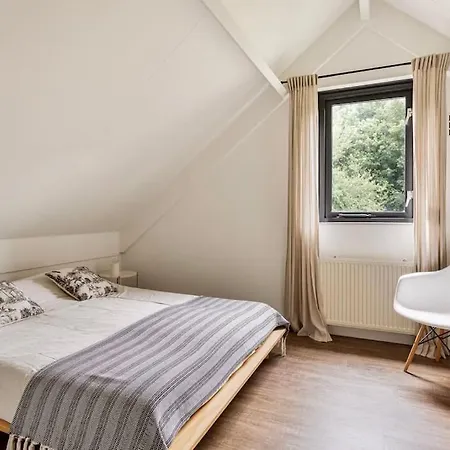 Aan Het Water -incl Laadpaal- * Ewijk