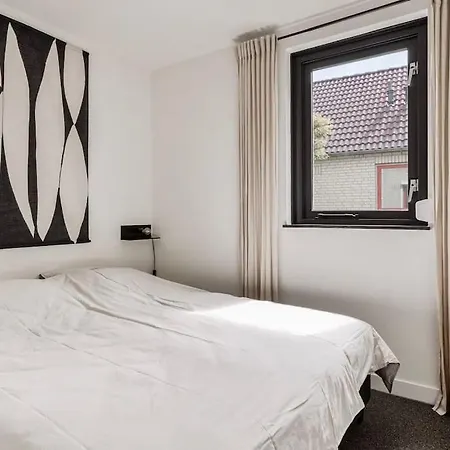 Ferienhaus Aan Het Water -incl Laadpaal- Ewijk