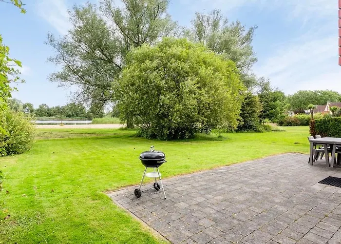 Aan Het Water -incl Laadpaal- * Ewijk