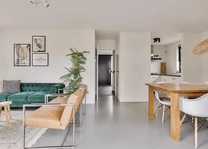 Casa vacanze Aan Het Water -incl Laadpaal-