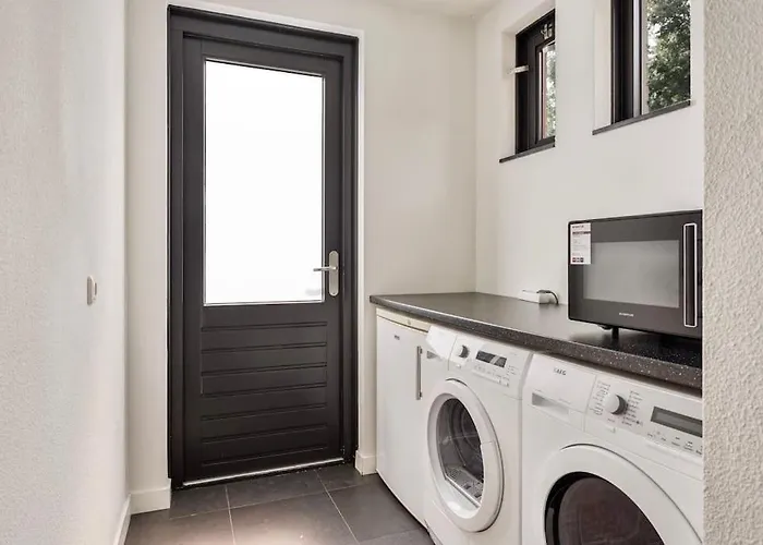 Aan Het Water -incl Laadpaal- * Ewijk