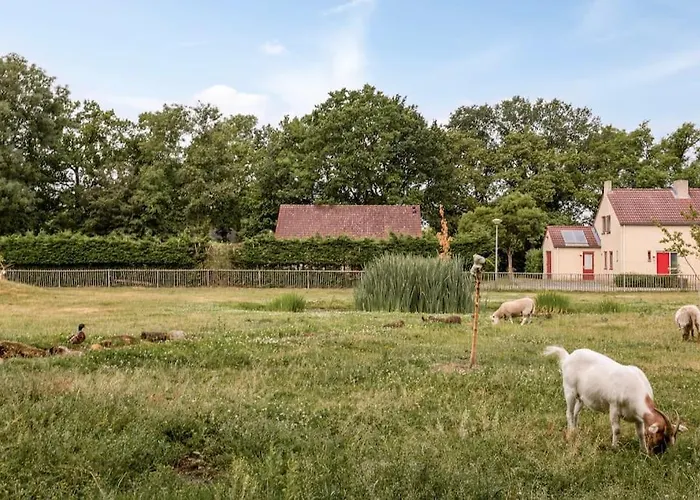 Aan Het Water -incl Laadpaal- Nyaraló Ewijk