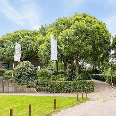 Aan Het Water -incl Laadpaal- Holiday home Ewijk