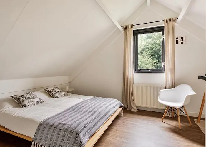 Aan Het Water -incl Laadpaal- * Ewijk